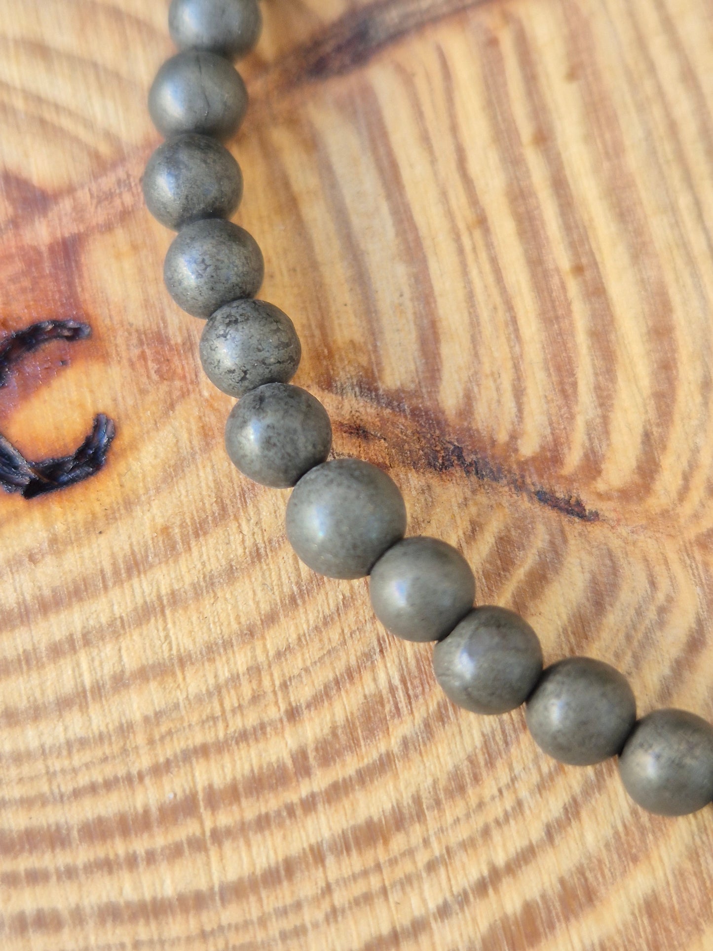 Pulsera de Pirita 4mm - Abundancia, Éxito y Protección