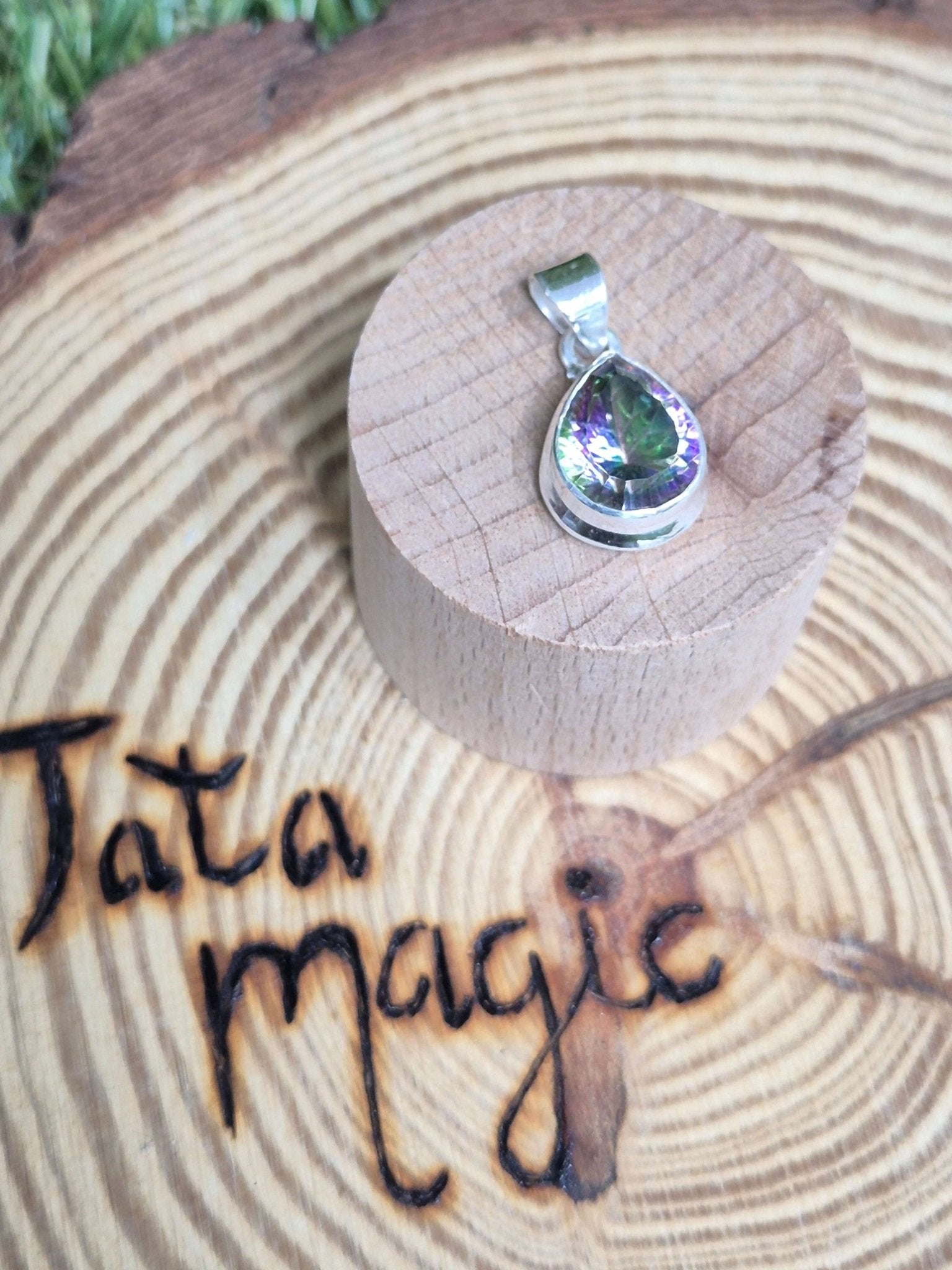 Colgante topacio mistico plata lagrima con activacion cuantica para romper bloqueos energeticos multicapas JoyeriamineralescolgantesTienda esotérica Málaga - La Tienda de Tata Magic: tienda Esotérica en Málaga