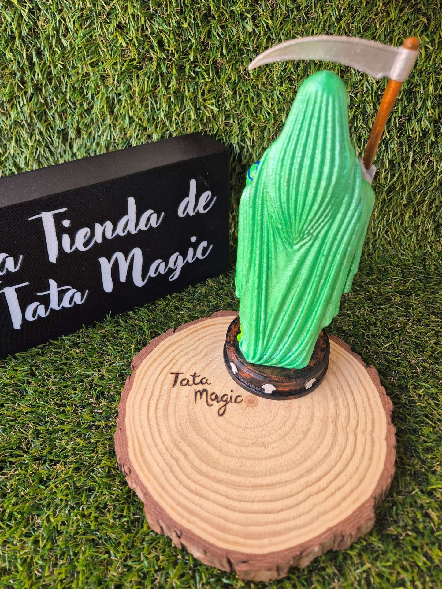 Santa Muerte Salud con carga 20cm - Imagen ritualizada Exclusiva Tata Magic Tienda esotérica Málaga - La Tienda de Tata Magic: tienda Esotérica en Málaga