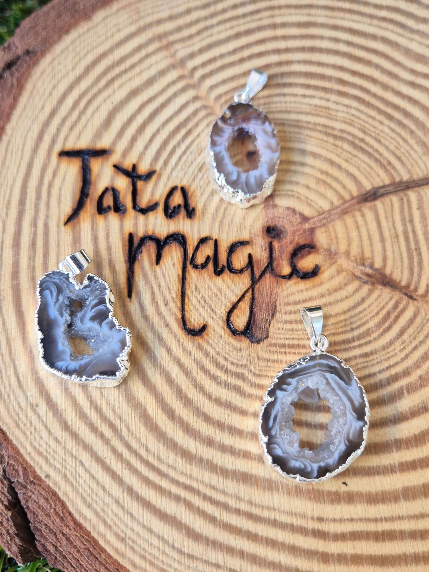Colgante Agata Cristalizada en Baño de Plata (aleatorio) Tienda esotérica Málaga - La Tienda de Tata Magic: tienda Esotérica en Málaga