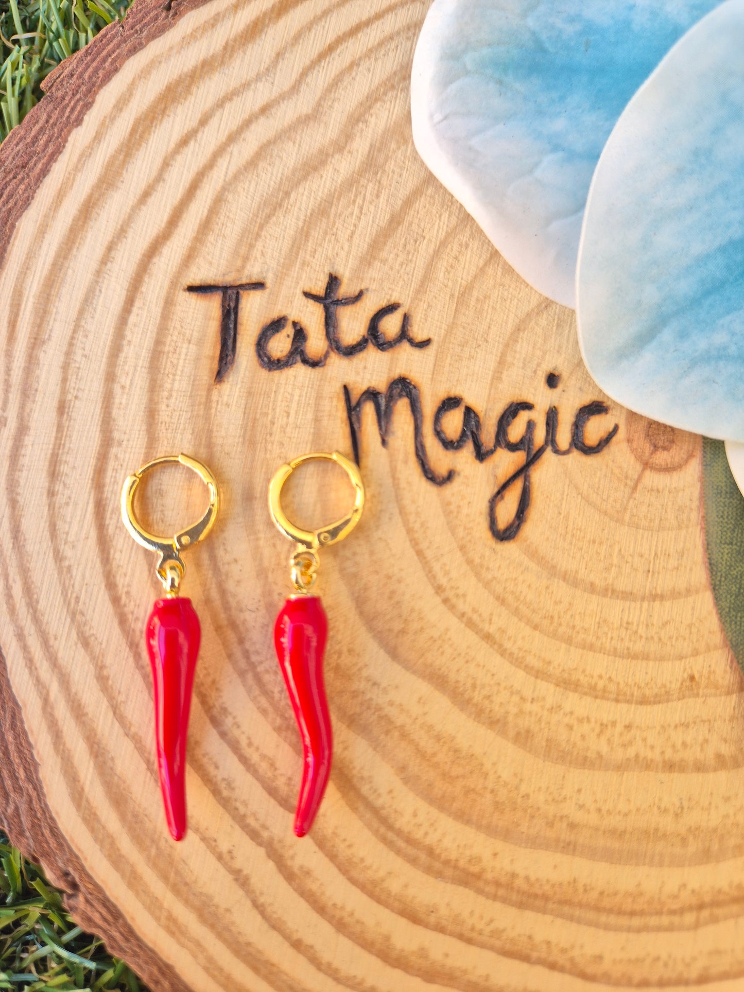 Pendientes Cornicello Rojo en Dorado o Plateado - Protección Contra Envidias