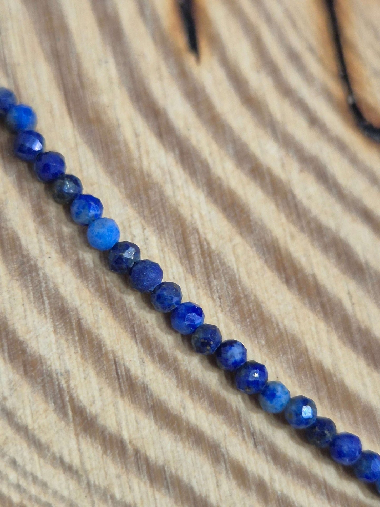 Collar lapislazuli facetado JoyeriamineralescolgantesTienda esotérica Málaga - La Tienda de Tata Magic: tienda Esotérica en Málaga
