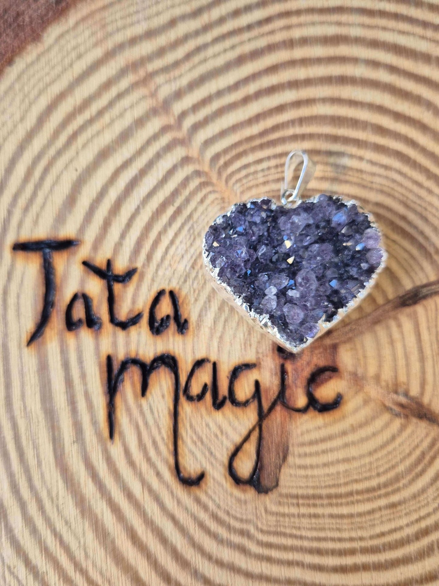 Colgante Corazón Drusa Amatista en Baño de Plata (Aleatorio) Tienda esotérica Málaga - La Tienda de Tata Magic: tienda Esotérica en Málaga