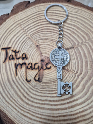 Llavero llave san benito LlaveroTienda esotérica Málaga - La Tienda de Tata Magic: tienda Esotérica en Málaga