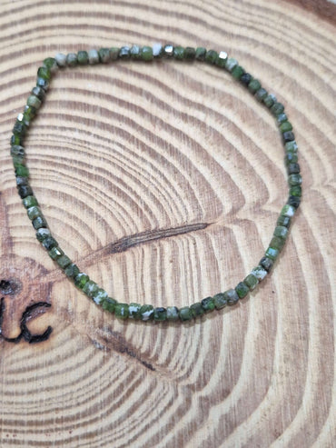 Pulsera diopsido facetada JoyeriamineralespulserasTienda esotérica Málaga - La Tienda de Tata Magic: tienda Esotérica en Málaga