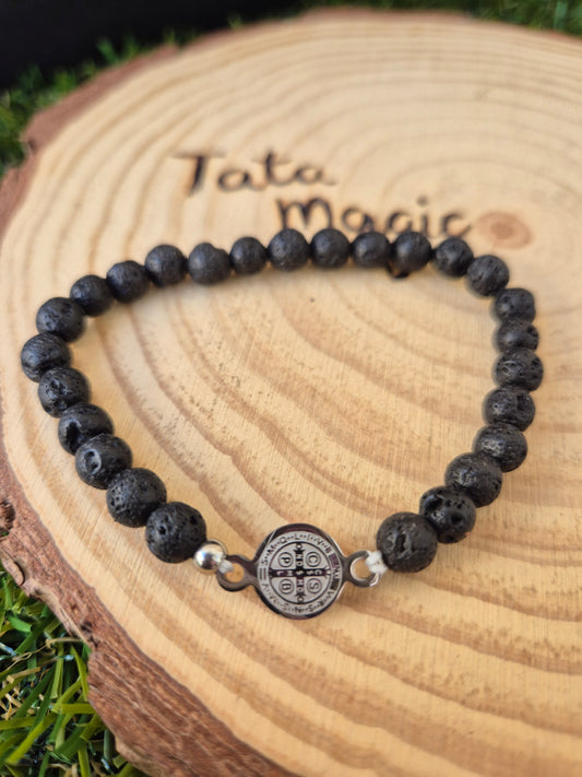 Pulsera San Benito con Lava Consagrado - Protección, Fuerza y Energía en Acero Plateado