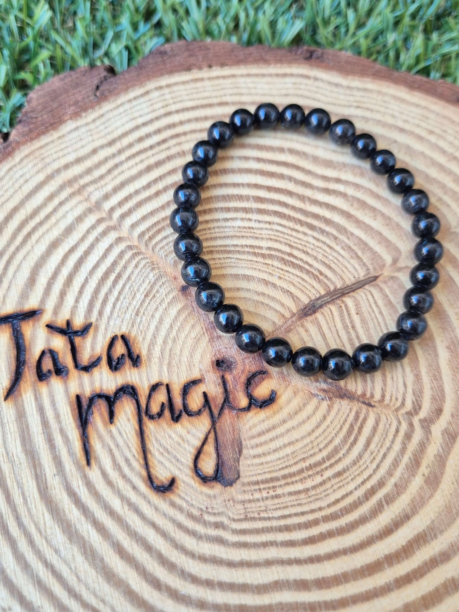 Pulsera astrofilita 6 mm JoyeriamineralespulserasTienda esotérica Málaga - La Tienda de Tata Magic: tienda Esotérica en Málaga