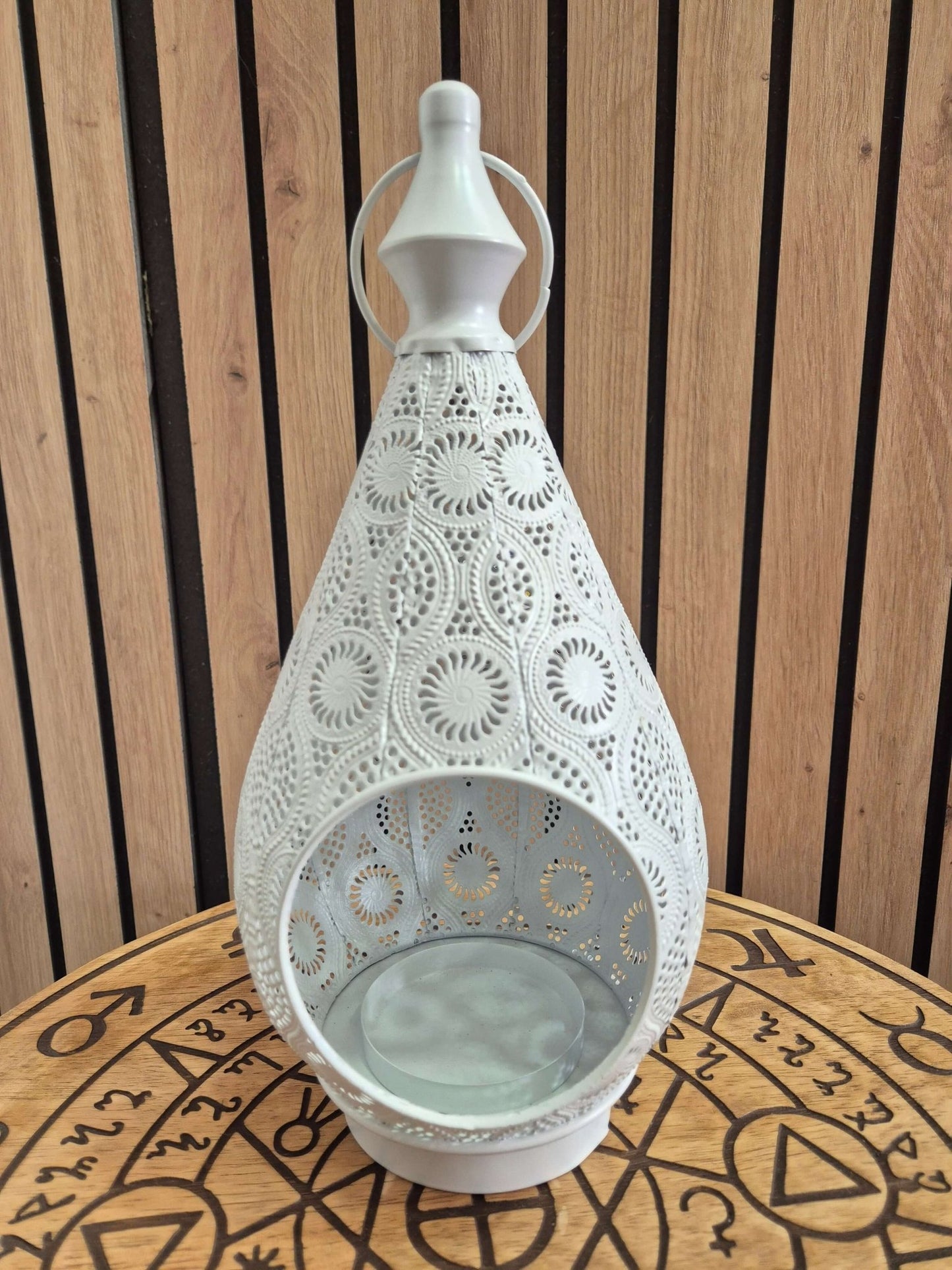 Farol de metal blanco Tienda esotérica Málaga - La Tienda de Tata Magic: tienda Esotérica en Málaga