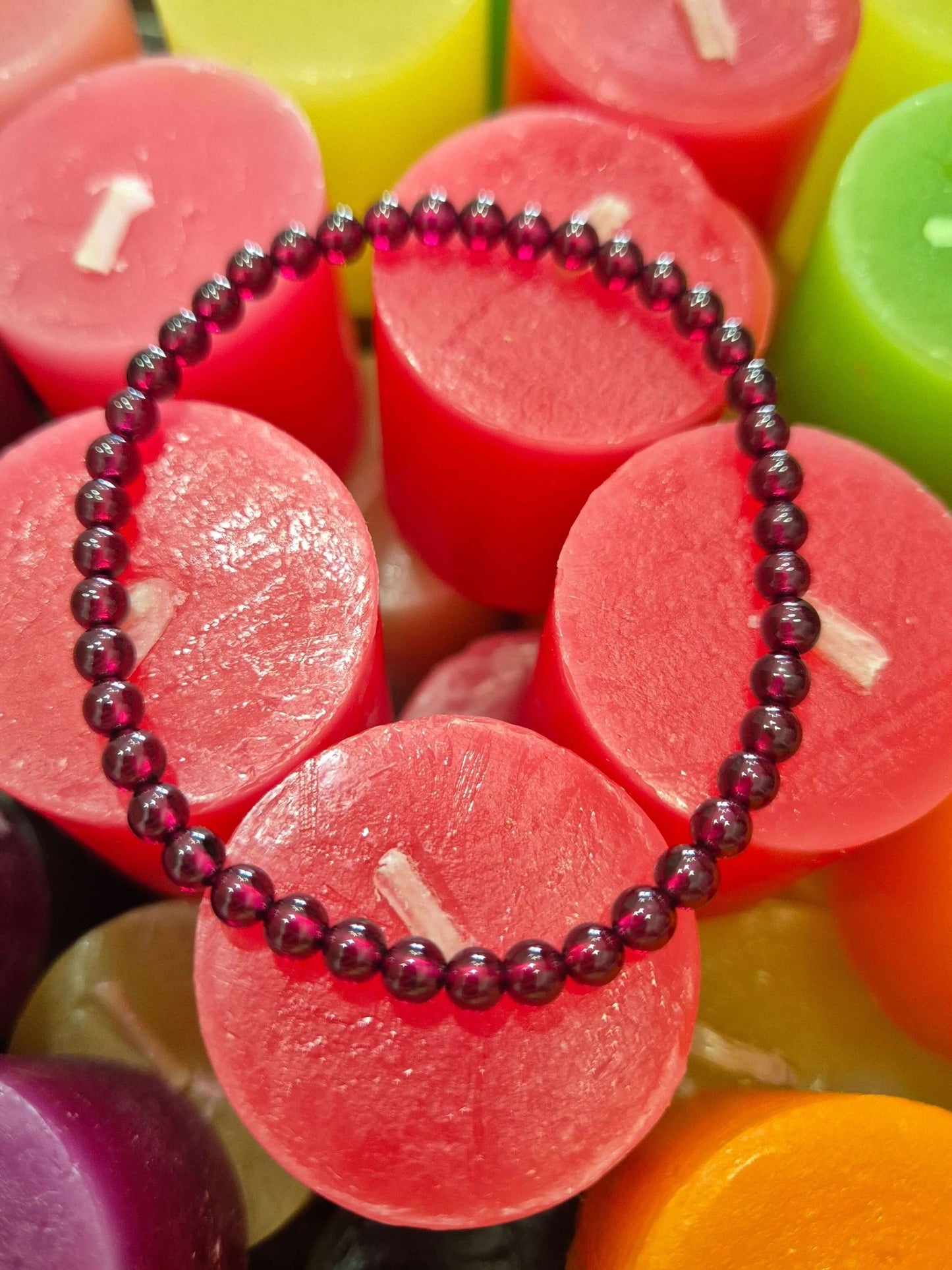 Pulsera granate rojo JoyeriamineralespulserasTienda esotérica Málaga - La Tienda de Tata Magic: tienda Esotérica en Málaga
