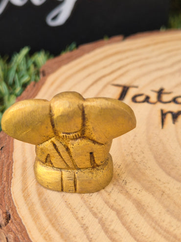 Mini Elefante de Ganesha en Metal Dorado - Amuleto de Abundancia y Protección