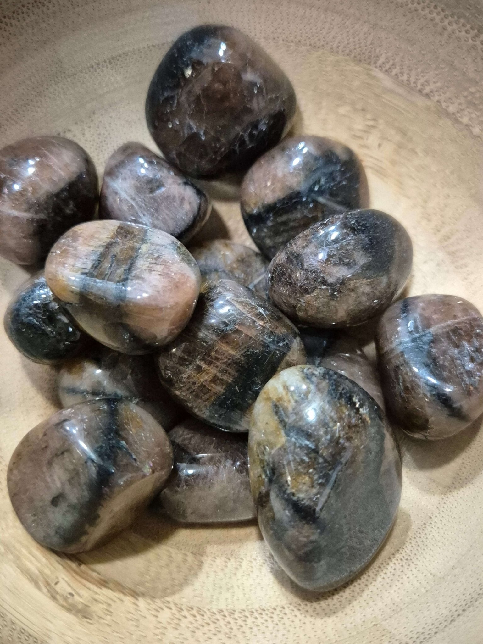 Mineral quiastolita mineralesrodadosTienda esotérica Málaga - La Tienda de Tata Magic: tienda Esotérica en Málaga