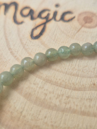 Pulsera de Apatita Verde 4mm - Vitalidad, Motivación y Equilibrio Emocional