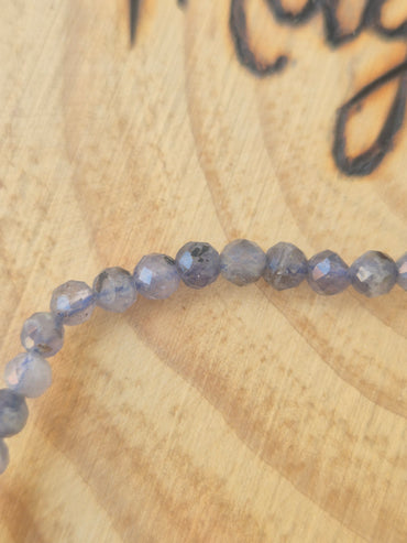 Pulsera de Iolita facetada 4mm - intuición, Visión Interior y Energía Espiritual